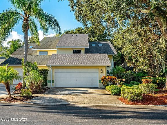 2nd image of 111 Ocean Garden Ln