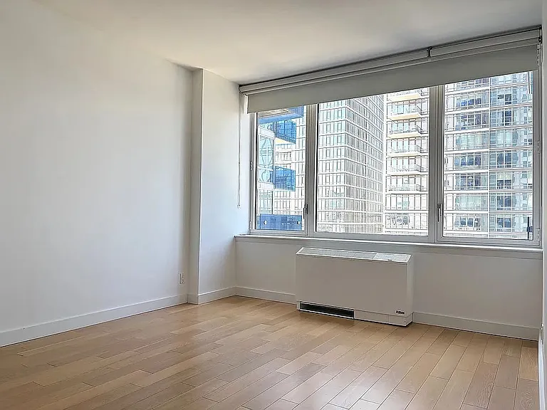 22 N 6th St #8Q — Photo 4
