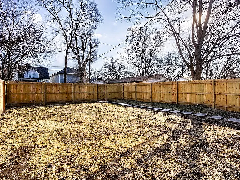 849 N Oakland Ave — Photo 38