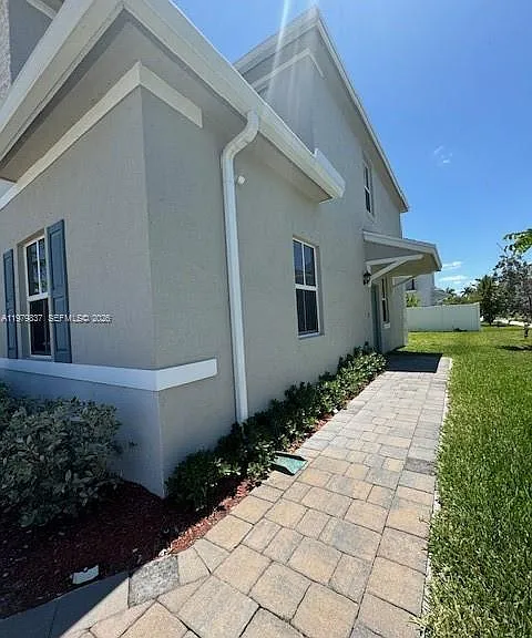804 SE 18th St #804 — Photo 3