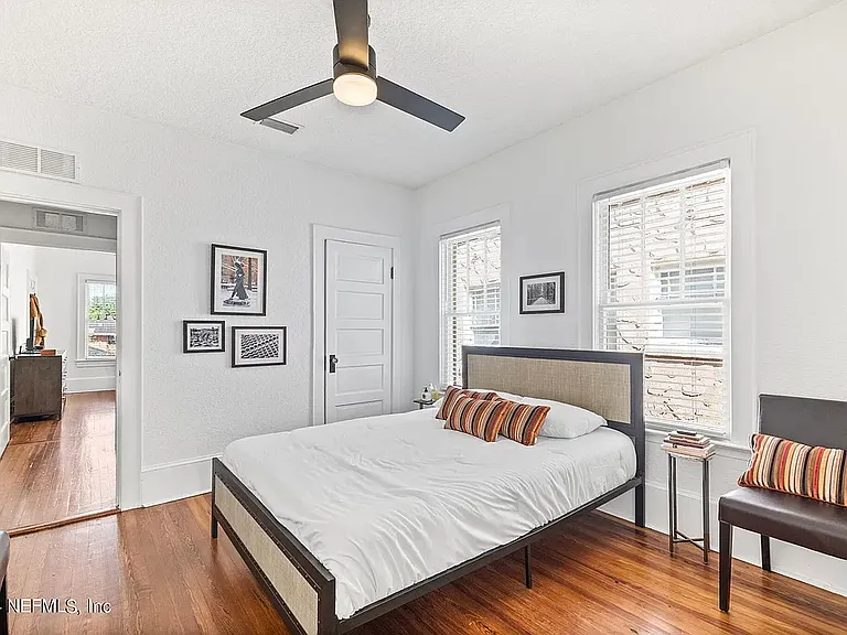 2973 Herschel St — Photo 29