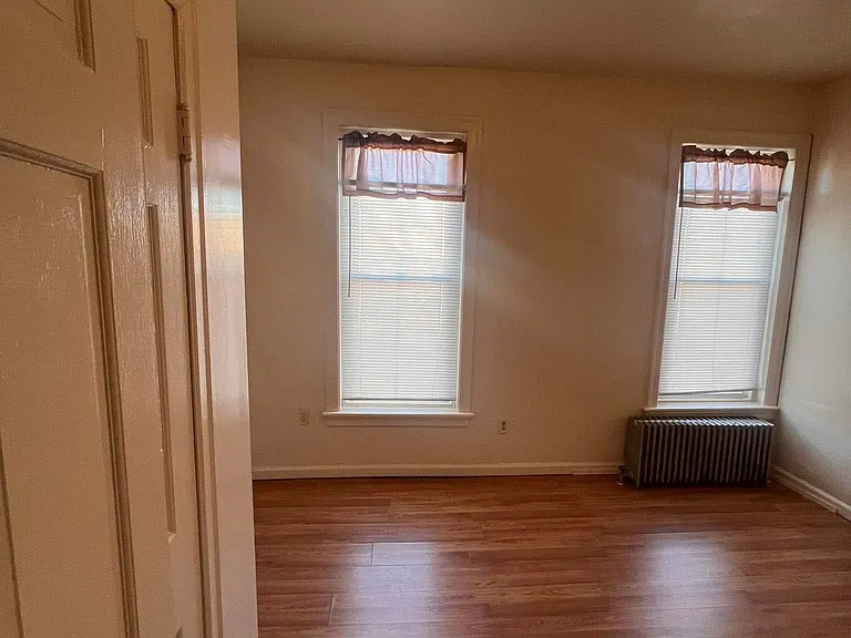 492 W State St #2 — Photo 8