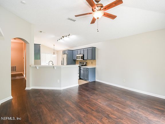5th image of 2929 BRITTANY BLUFF Drive