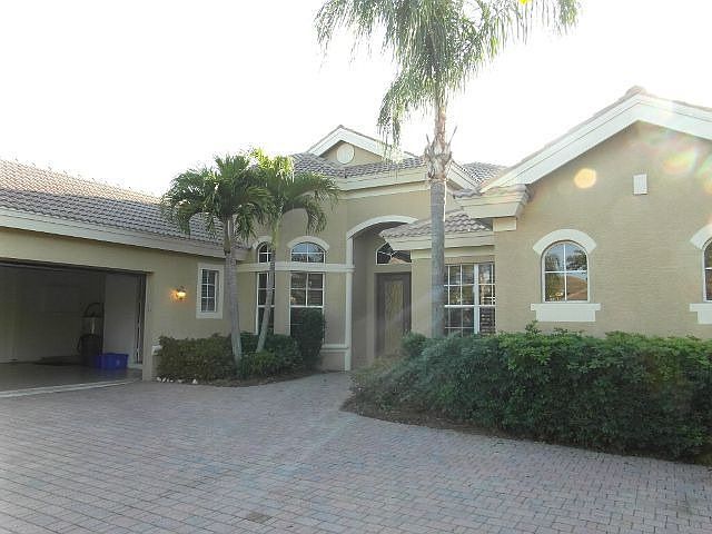 2nd image of 20043 Buttermere Ct
