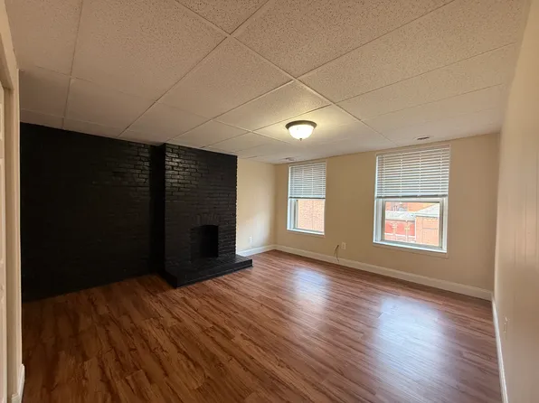 4 Saint Johns Pl APT 3, Pittsburgh, PA 15201