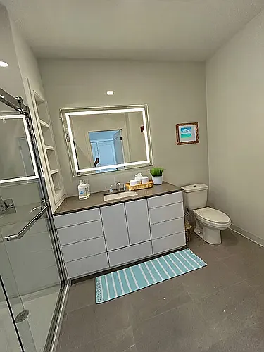 Residences at Sharon Gallery — Photo 30