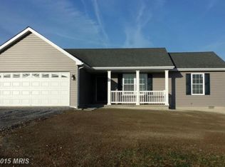 654 Ives St, Martinsburg, WV 25405
