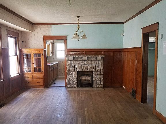 Additional Living Room