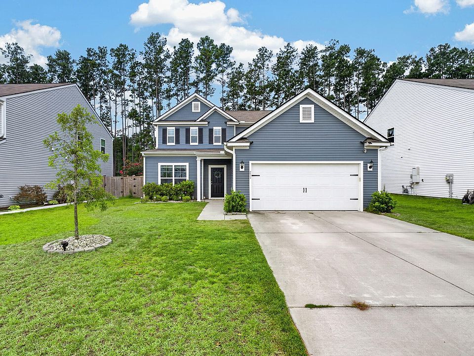 1st image of 215 Shadybrook Dr