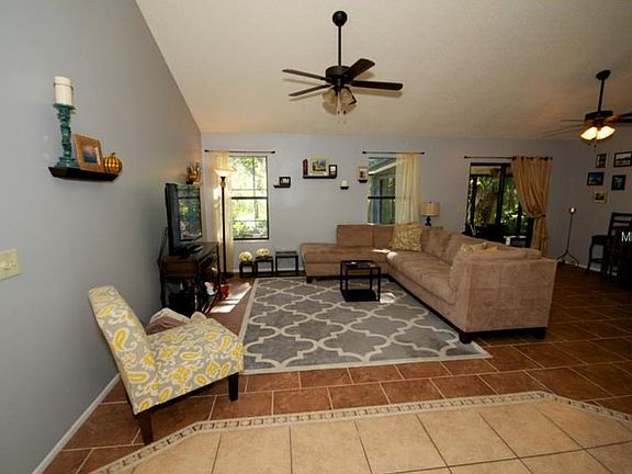 5th image of 1230 Woodridge Ct