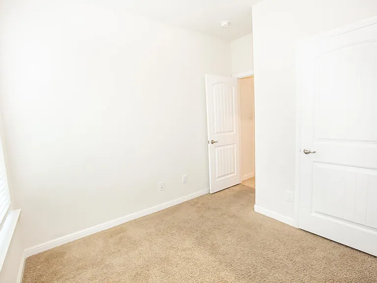 9524 Blaine Dr — Photo 14