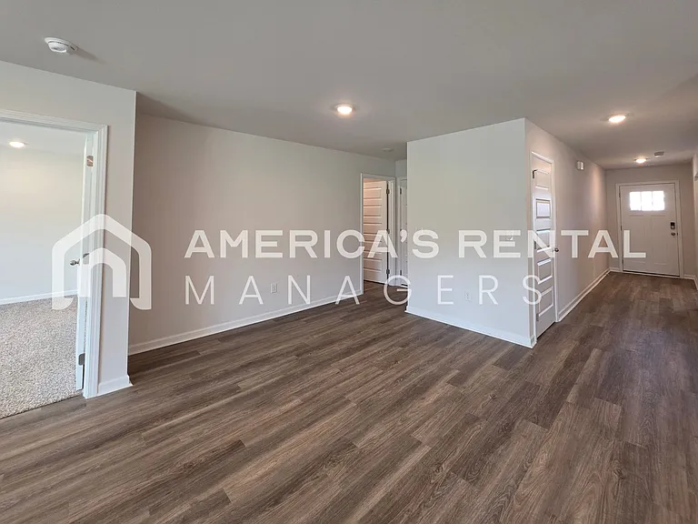 107 Jonboy Ave — Photo 22