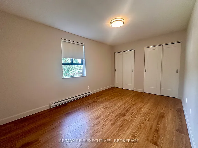 1020 Pembridge Cres #301 — Photo 12