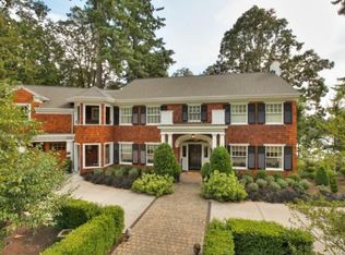 3690 Lakeview Blvd, Lake Oswego, OR 97035