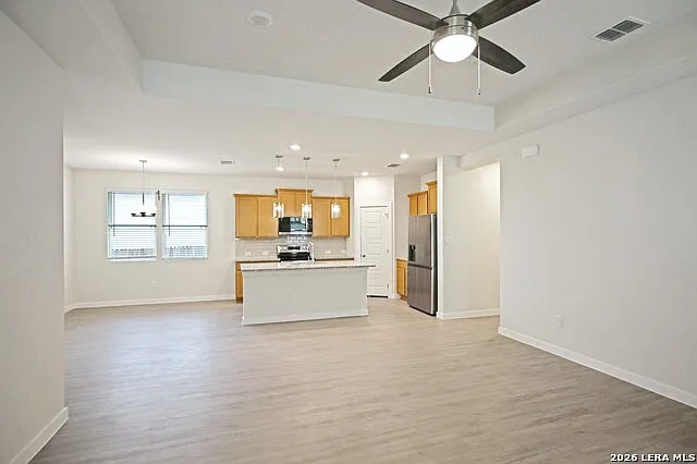 2943 Angelou St — Photo 5