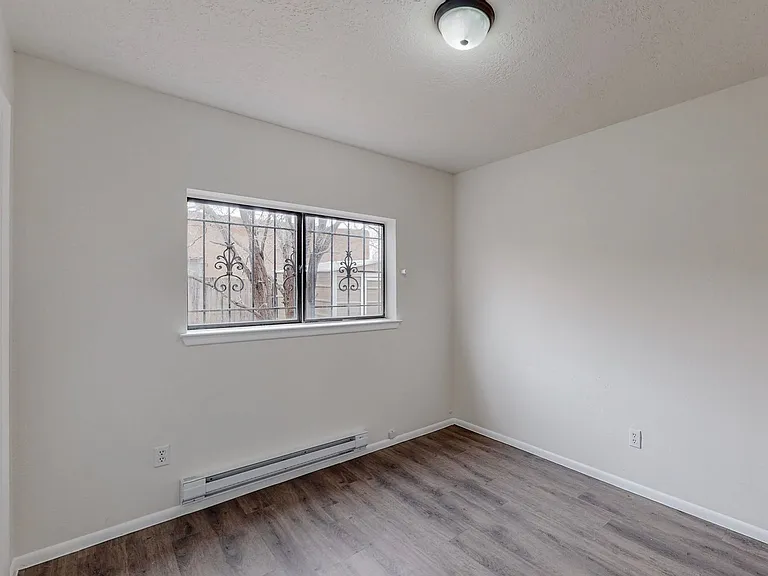 12912 Marva Pl SE — Photo 49