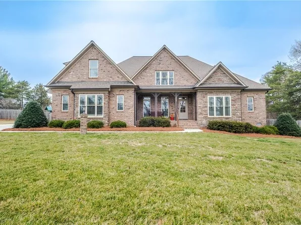922 James Doak Pkwy, Greensboro, NC 27455