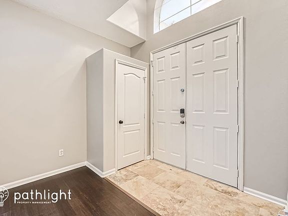 5th image of 15650 Autumn Glen Ave
