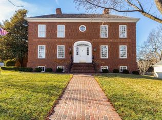 6408 Verona Rd, Mission Hills, KS 66208