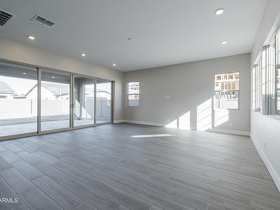 5th image of 1298 E CAROB Drive