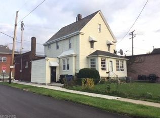 4464 Warner Rd, Cleveland, OH 44105