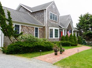 29 McGregor Dr, Southampton, NY 11968