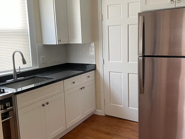 31 Horace St #1 — Photo 3