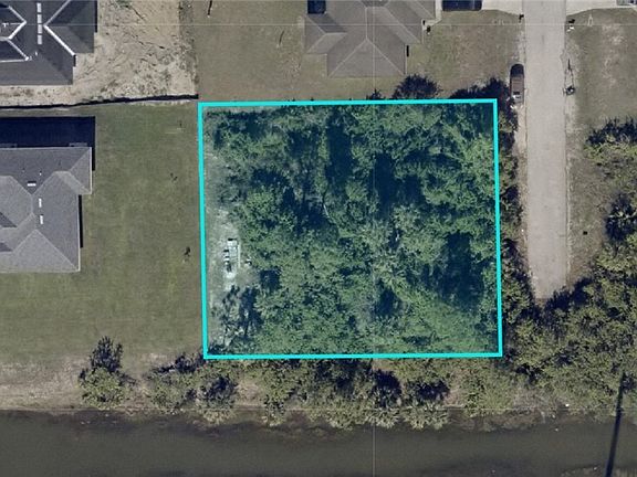 4th image of 101 Colin Ave N