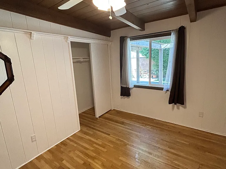 6950 Langdon Ave — Photo 11