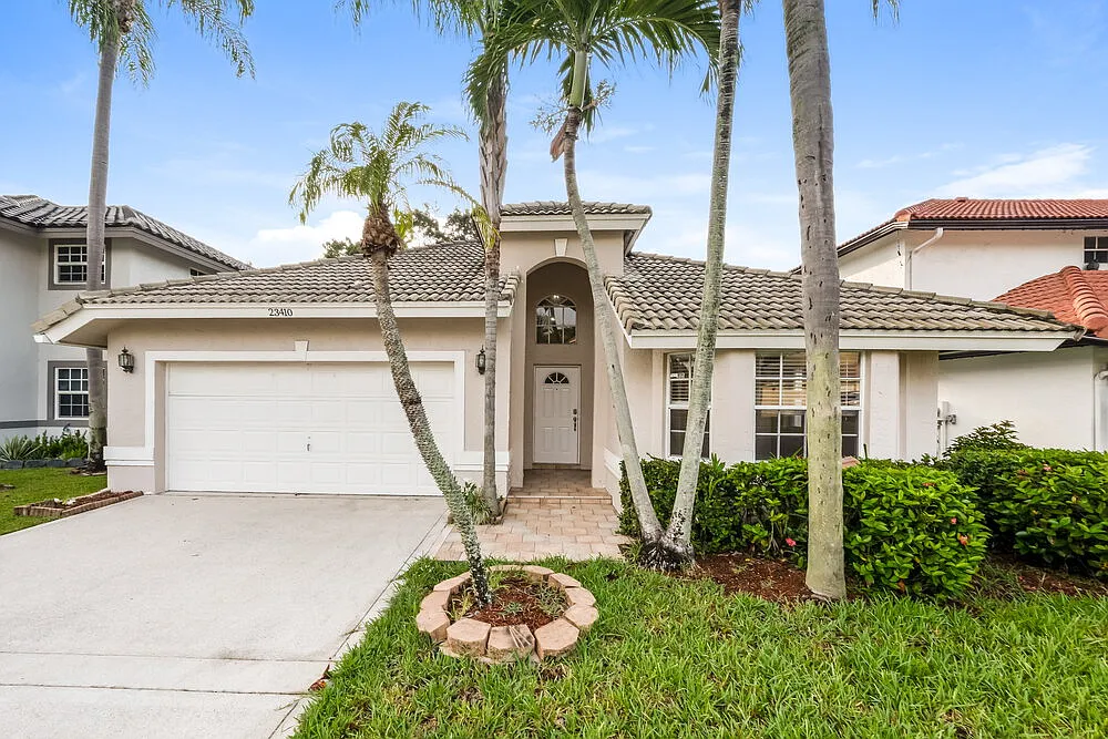 3 bed, 2.0 bath, 1877 sqft, $3,435 — Photo 1
