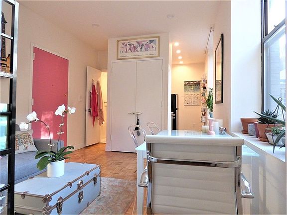 3rd image of 131 Sullivan St APT 1C