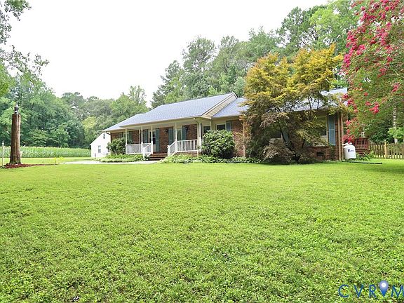 2nd image of 18105 Wards Creek Rd