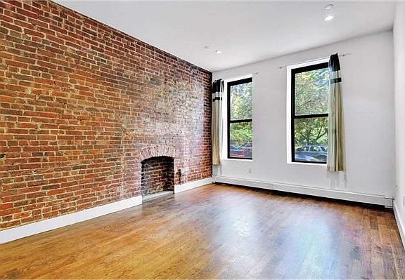 2nd image of 280 Manhattan Ave APT 1B