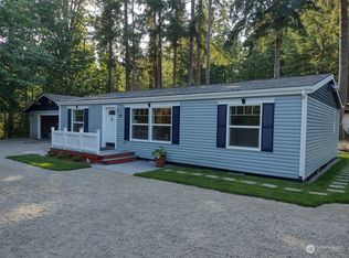 60 N Gadwall Pl N, Hoodsport, WA