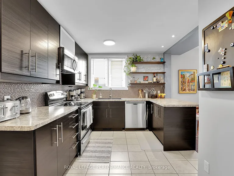 165 Laval St #165 — Photo 13
