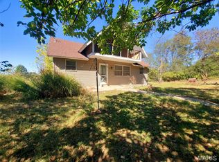 8590 County Road 422, Hannibal, MO 63401