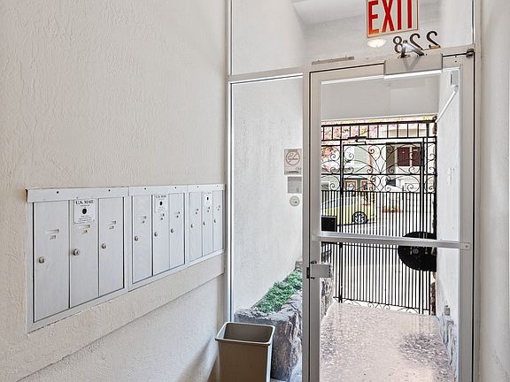 2nd image of 228 Diamond St #202