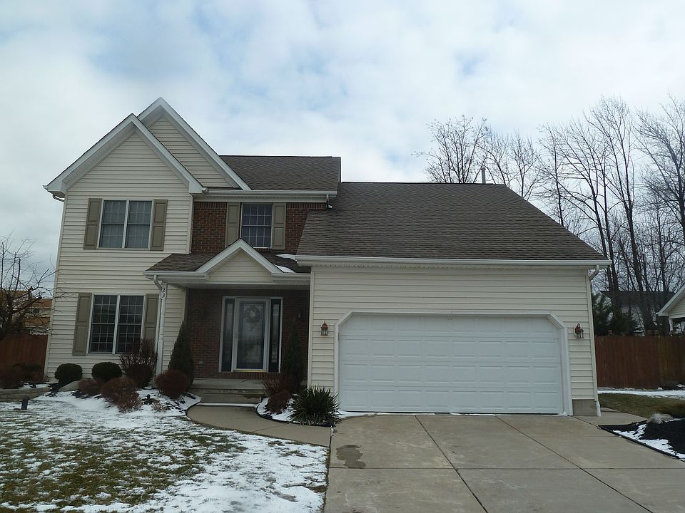 1st image of 23 Topaz Dr