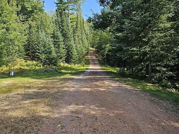 3rd image of 3007 Hancock Lake Rd