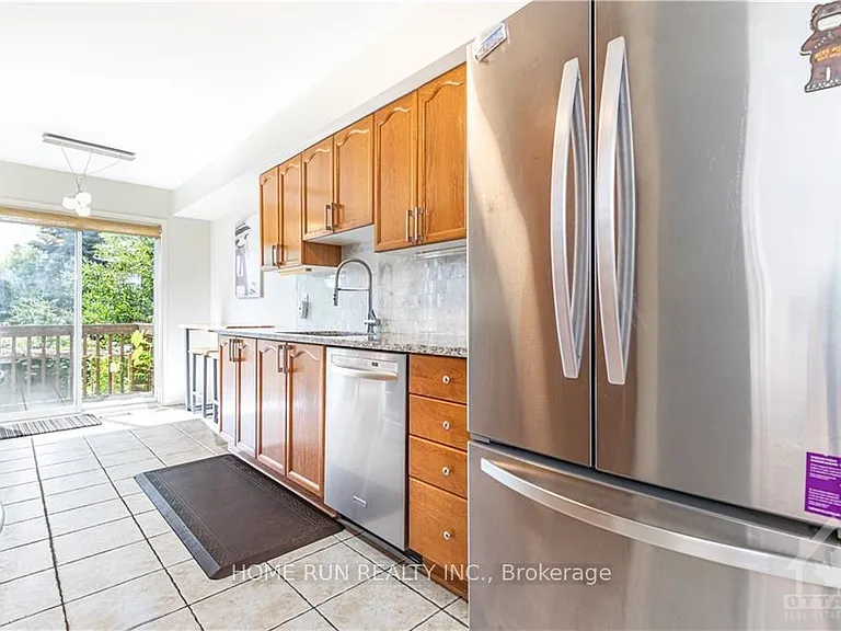 2 Borealis Cres — Photo 10