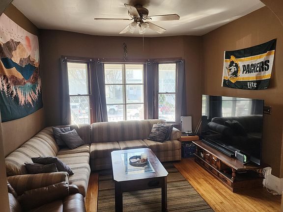 5th image of 2712 N Oakland Ave #2712