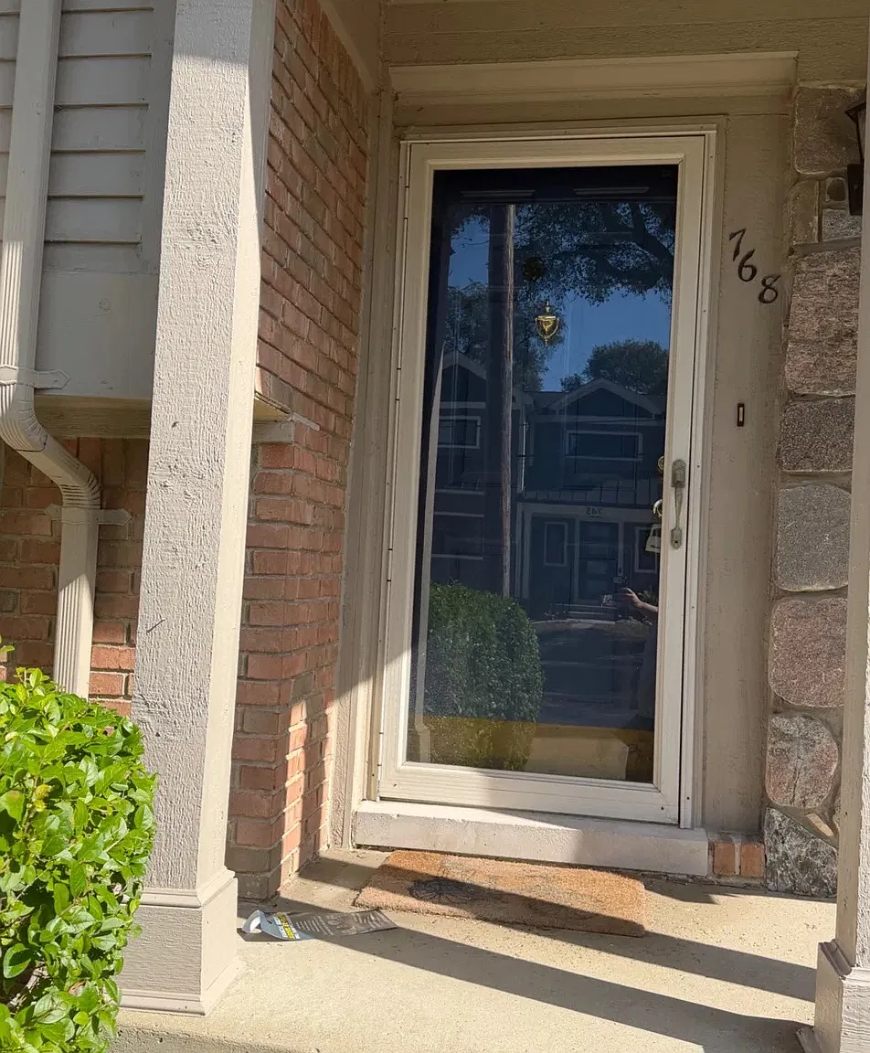 2 bed, 2.5 bath, 1078 sqft, $1,800 — Photo 3