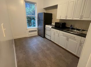 21-28 21st Rd #2R, Astoria, NY 11105