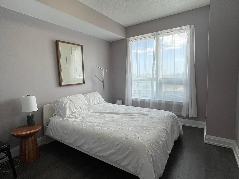 7890 Bathurst St #1906 — Photo 8