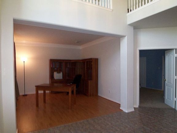 4th image of 8510 Beacon Bend Ln