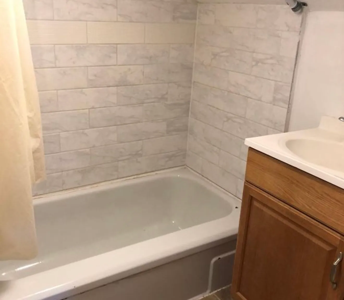 1 bed, 450 sqft, $1,275 — Photo 3