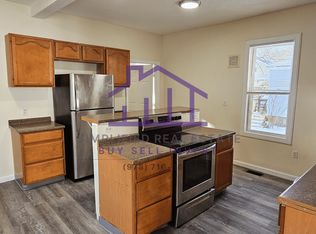68 6th St, Dover, NH 03820