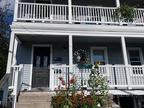 1 Vine St #1A