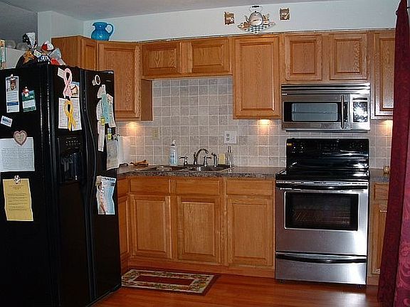 2nd image of 1200 NE 42nd Ct