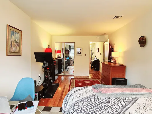 Rented by Ideal Properties Group | media 32